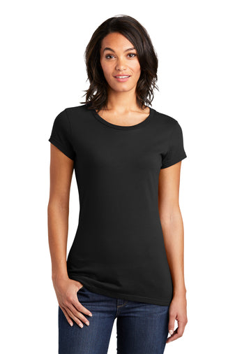District Womenās Fitted Very Important Tee