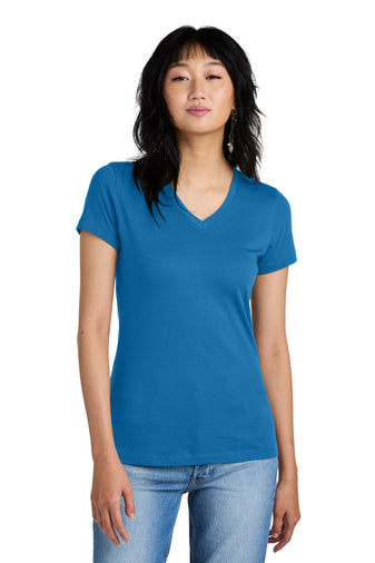 District Women’s Perfect Weight V-Neck Tee