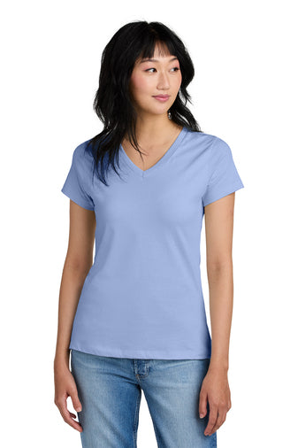 District Women’s Perfect Weight V-Neck Tee