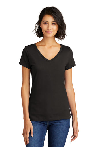 District Women’s Very Important Tee V-Neck