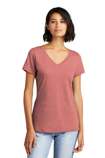 District Women’s Very Important Tee V-Neck