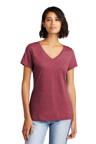 District Women’s Very Important Tee V-Neck