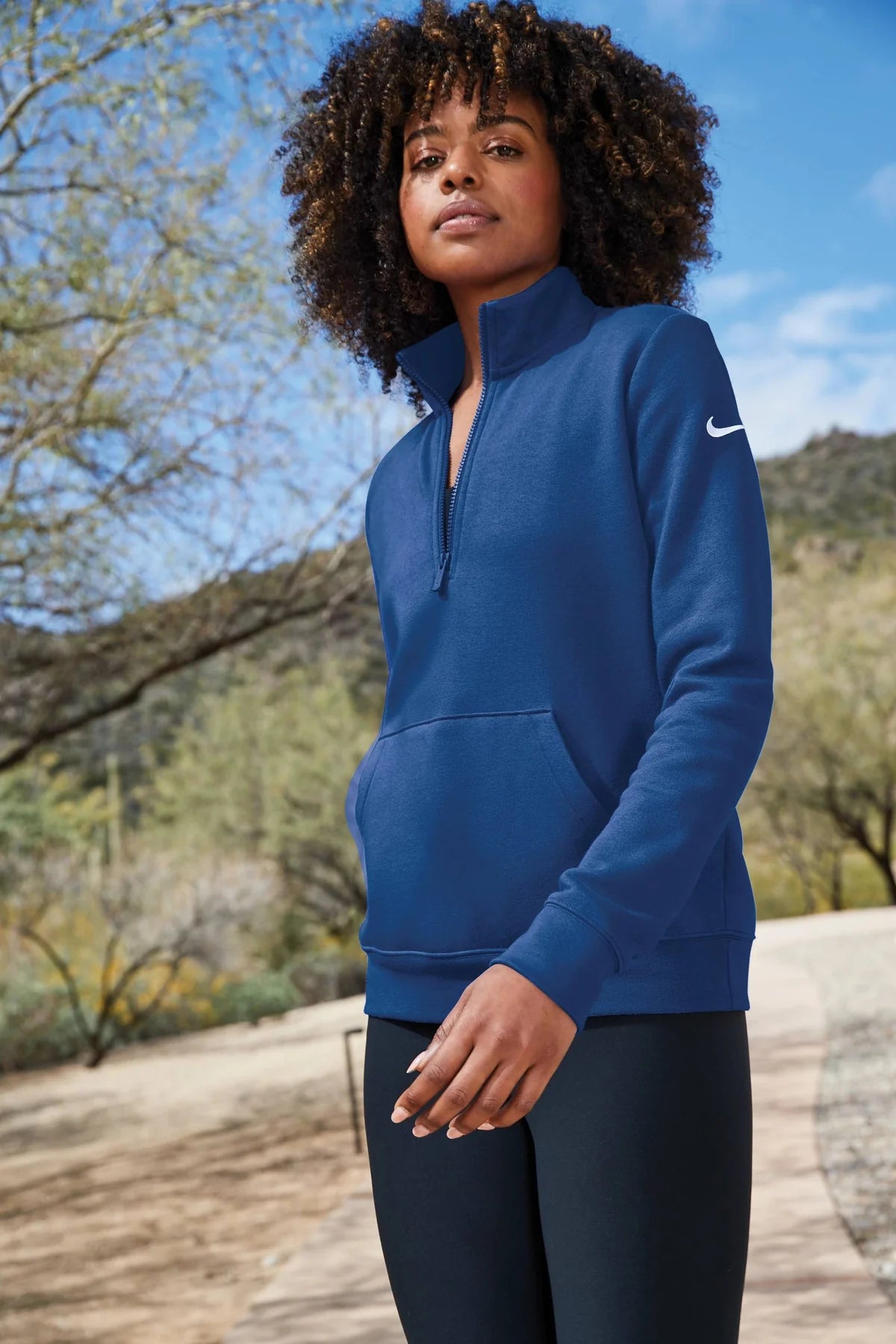 Nike Women's Club Fleece Sleeve Swoosh